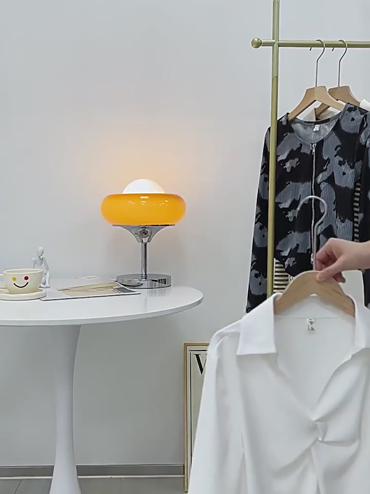 筱苮这款轻奢衬衣，职场通勤的“免烫神器”还是“扭结陷阱”？