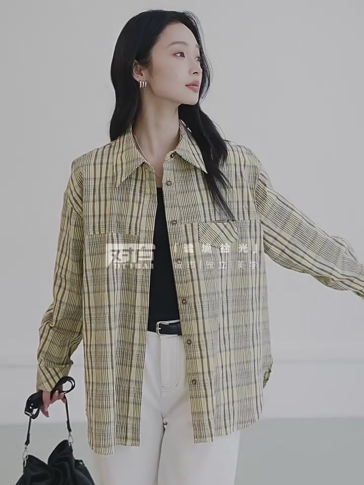 撞色格纹衬衫，复古风潮里的“显眼包”
