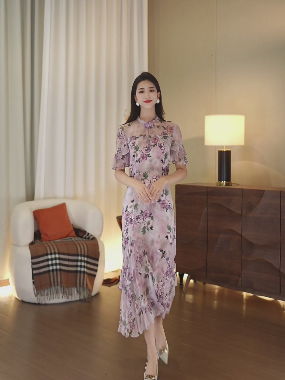 兰瑟儿旗袍测评：1649元的改良款，是国风新贵还是智商税？