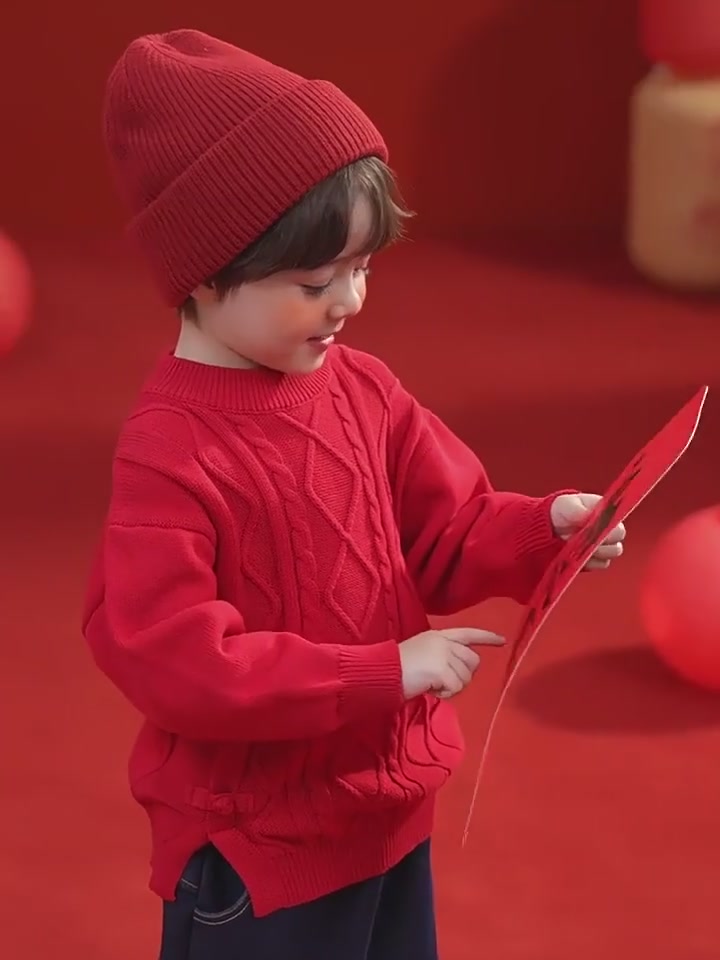 嘟嘟家新年装：一件红色针织衫，让我重新认识“年味”