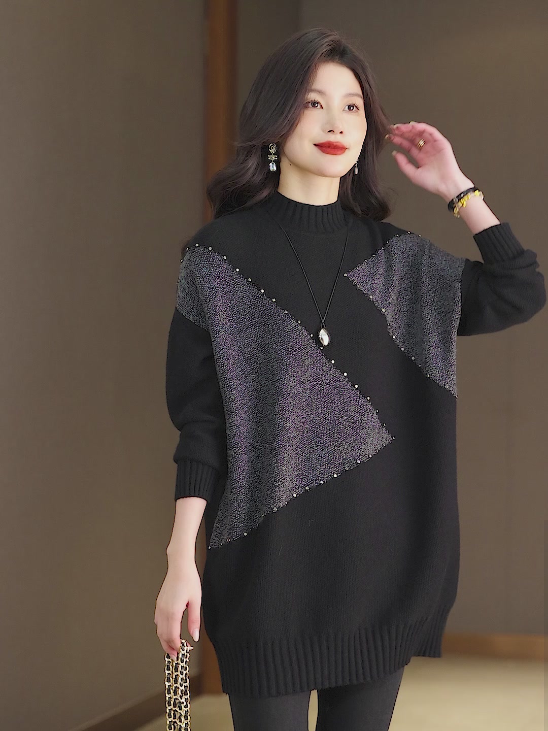 鲜诺拼色毛衣：我穿的不是衣服，是自信的铠甲！