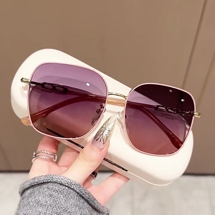 傲龙AORON素颜救星墨镜：戴上它，我连防晒霜都省了？