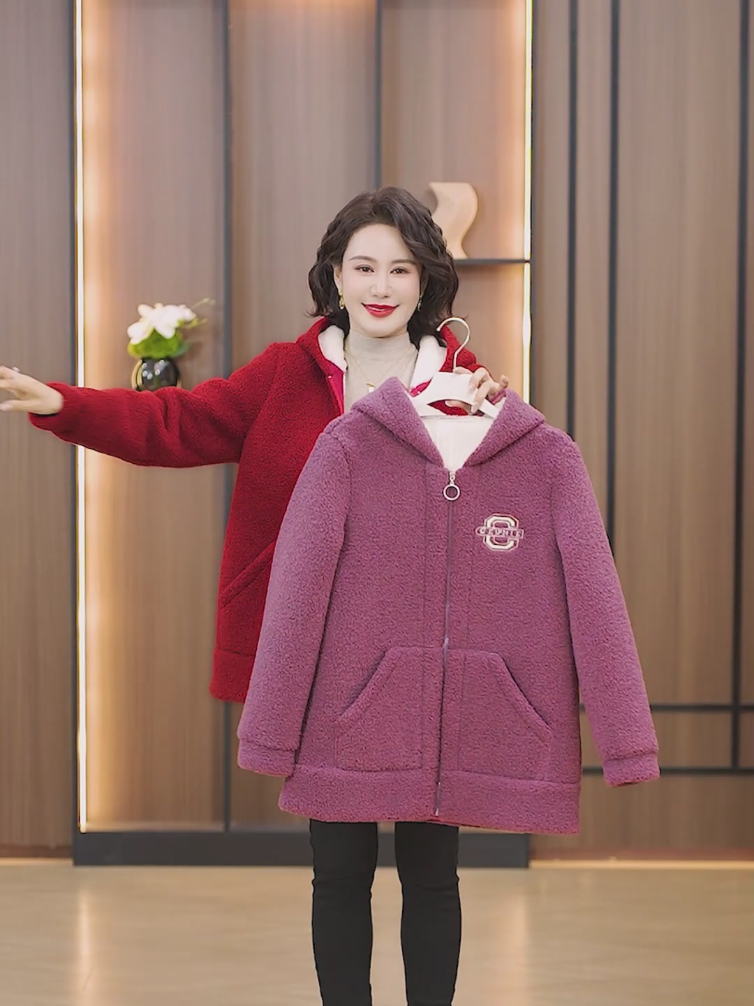 颗粒绒的温柔革命：一件外套如何让妈妈在冬天里“支棱”起来？