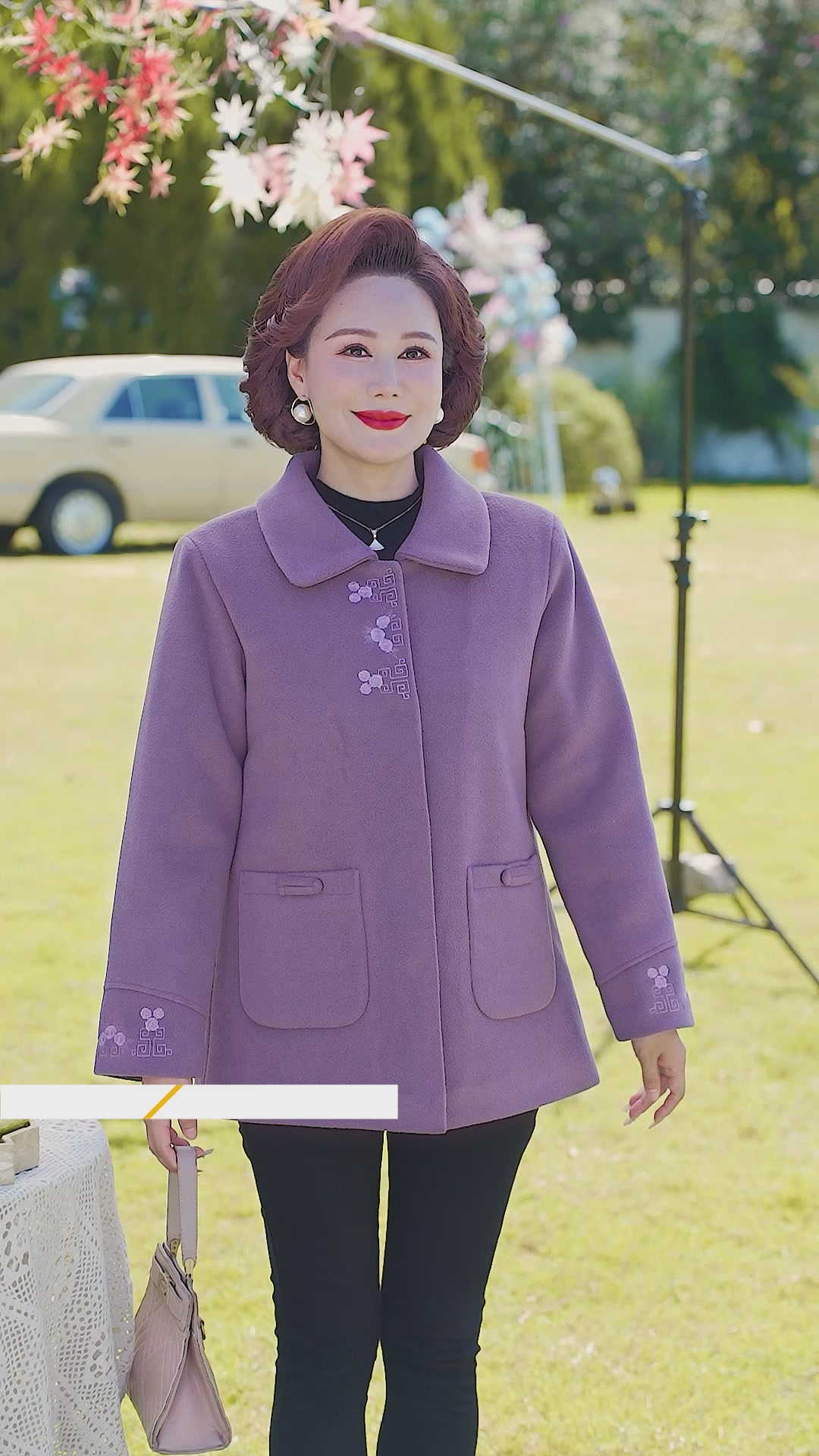 妈妈也能穿出高级感！这件毛呢外套太显气质了～