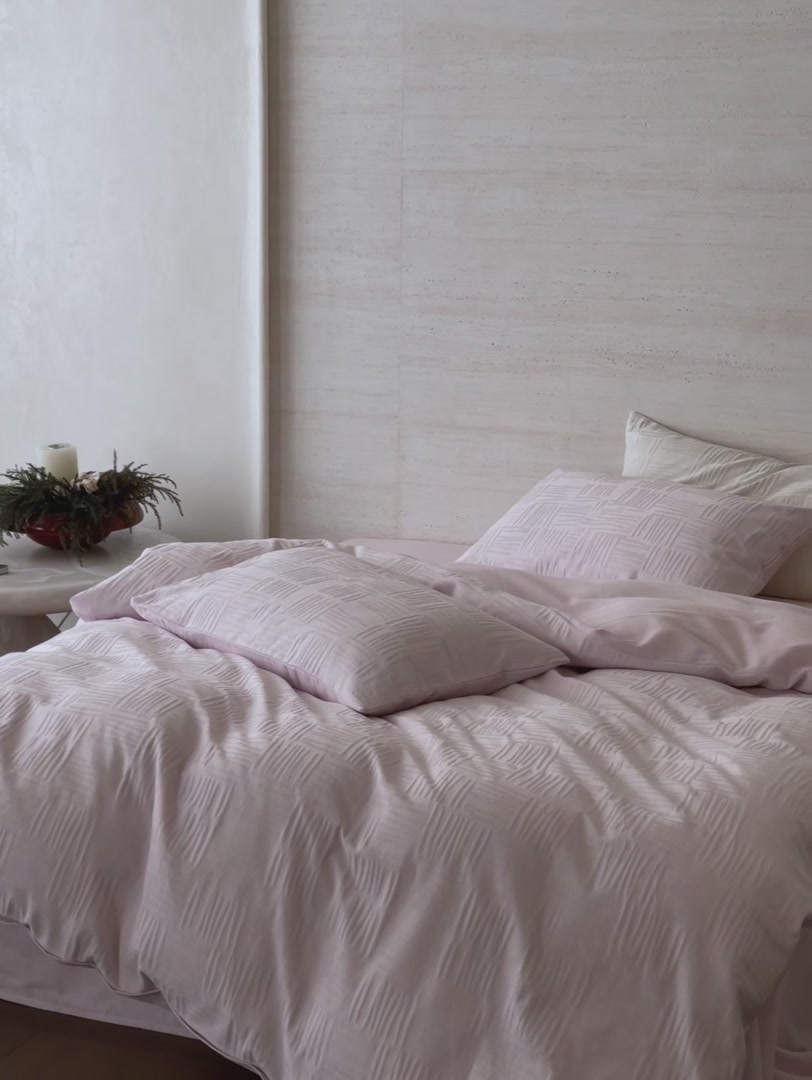 浮影立体大提花四件套：花1598元睡出五星级酒店感，值吗？