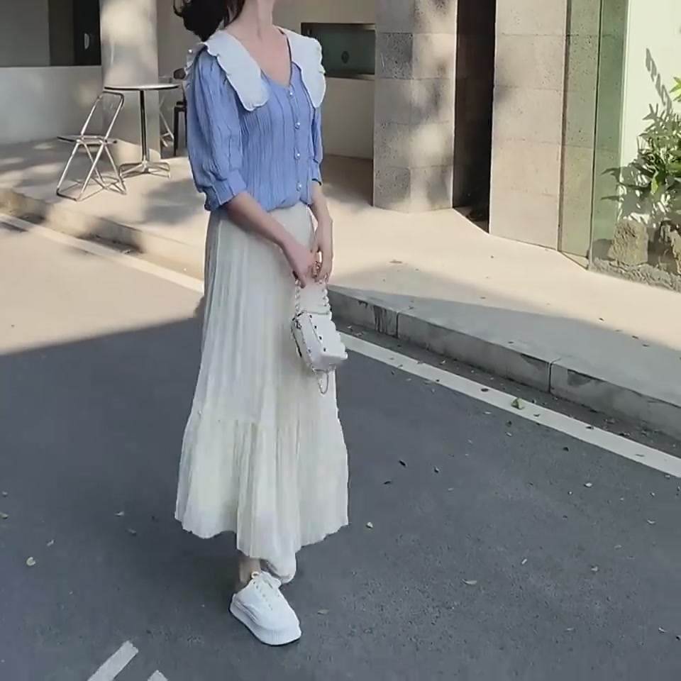 穿上这条网纱半身裙，我仿佛成了春日里的仙女！