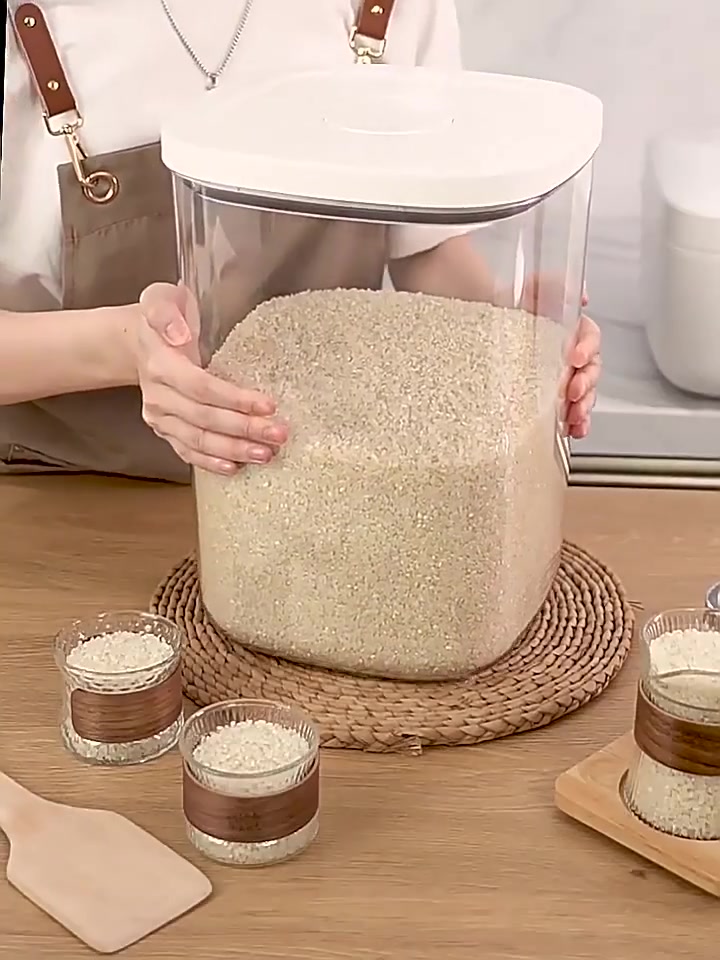 告别米缸尴尬！这款CCKO米桶让我家的米再也不怕虫了