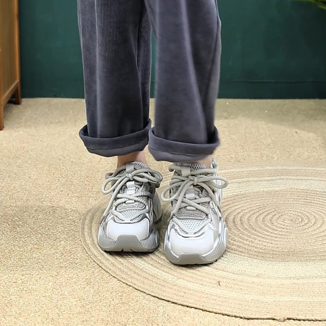 PLO·CART老爹鞋，真香警告！这双银色厚底鞋让我走路带风💨