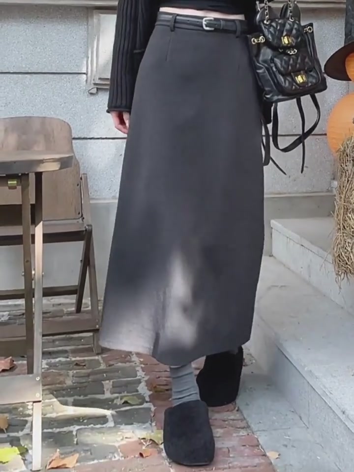 筱苮毛呢半身裙：秋冬显瘦神器，高腰遮胯一步到位！