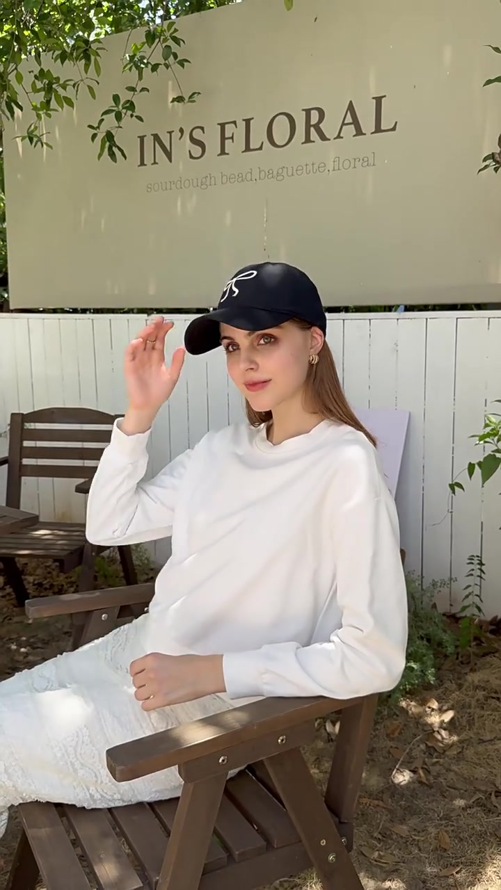 姐妹们！这个蝴蝶结棒球帽也太甜了吧！显脸小神器get！