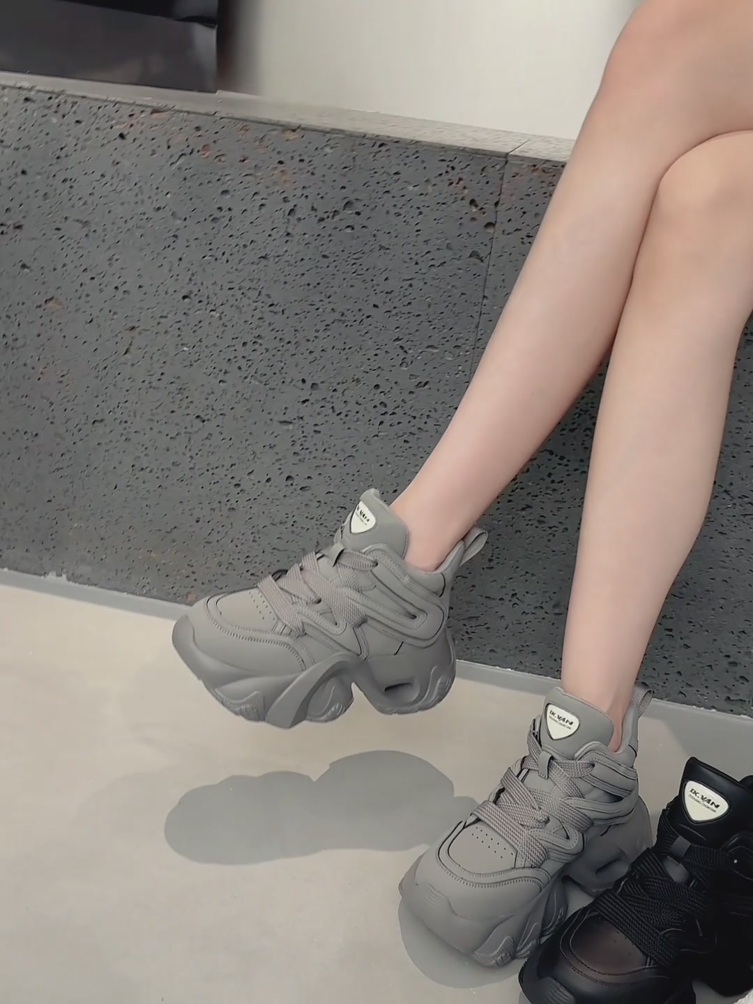 保罗·盖帝PLO·CART轻奢厚底阿甘鞋：880元买来的秋季增高与舒适，值吗？