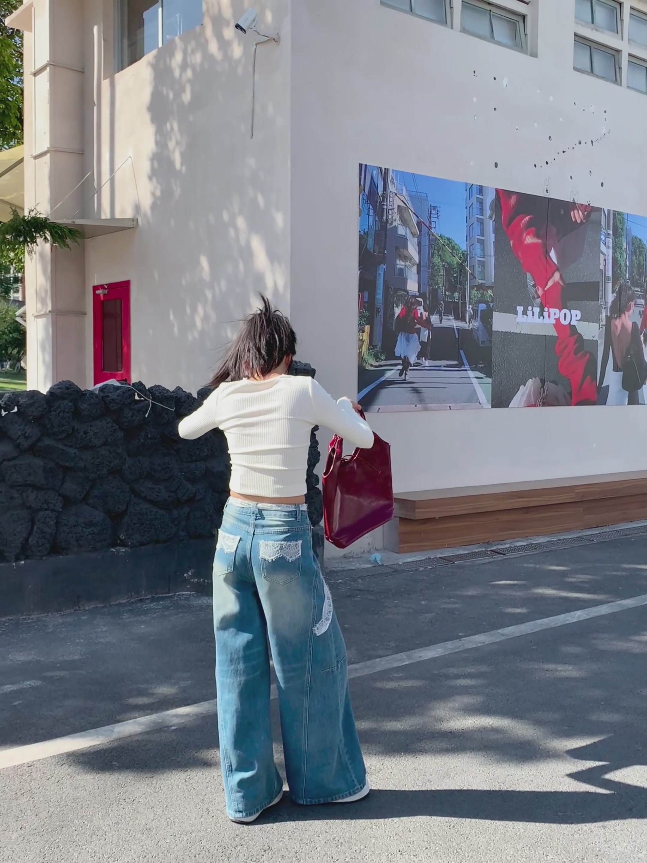 K牌拼接蕾丝阔腿弯刀裤，穿上就是行走的时尚大片！