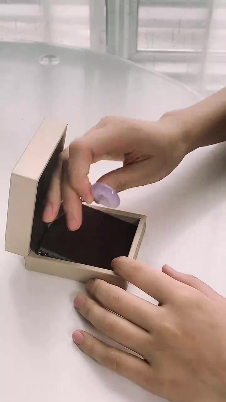 印象眸紫色玉髓平安扣吊坠开箱：百元价位的小确幸，值不值？