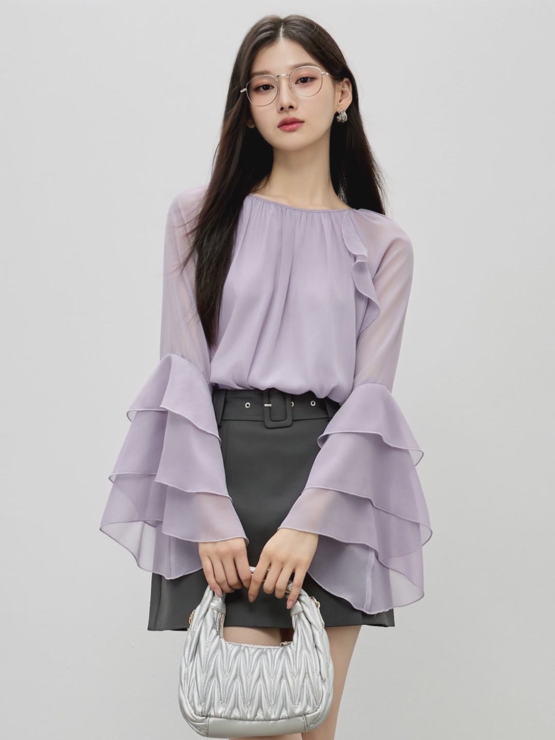 秋水伊人这件微喇袖上衣，温柔气质拉满！