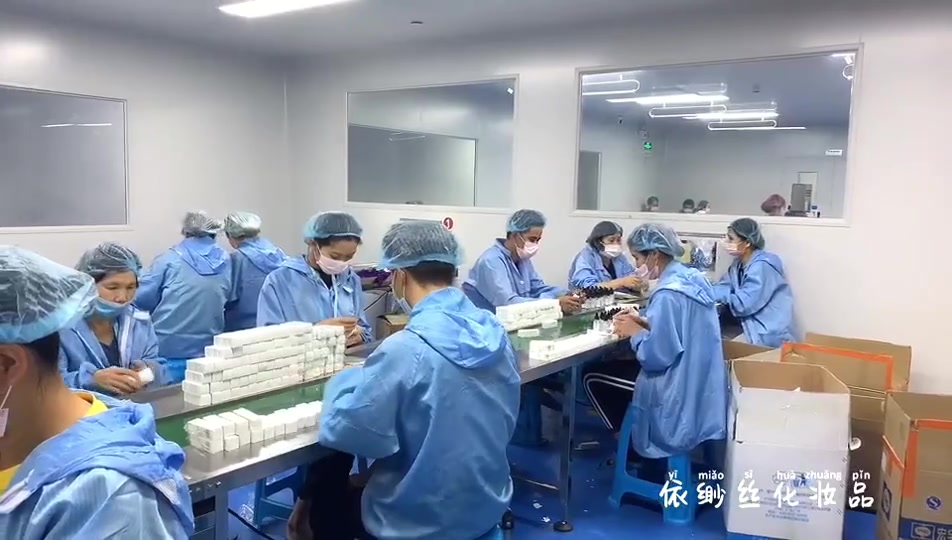 亲测ZIB YIMIAOSI男士洗面奶：清爽不紧绷，烟酰胺+氨基酸的黄金搭档