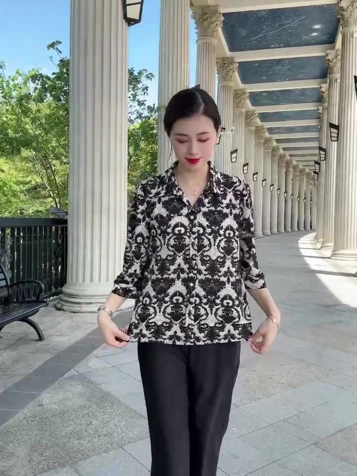 40+妈妈也能穿出高级感！这件国货衬衫让我重拾自信