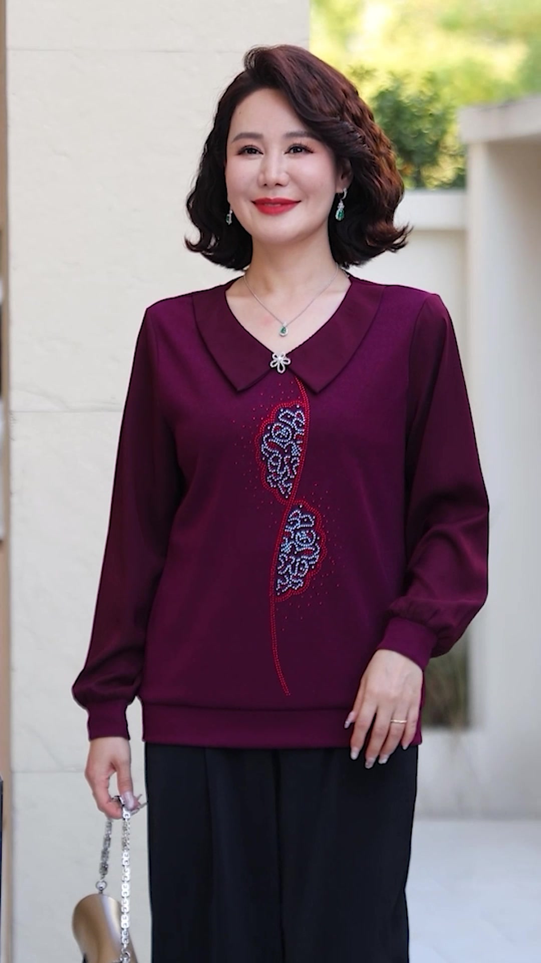 中年妈妈装也能穿出少女感？我花698元买了件讴歌天奴娃娃领T恤，结果...