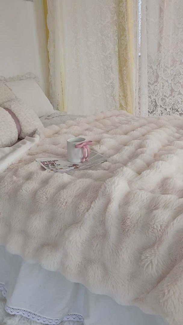 外贸家纺托卡斯大泡泡仿皮草毯，189元值不值？实测告诉你！