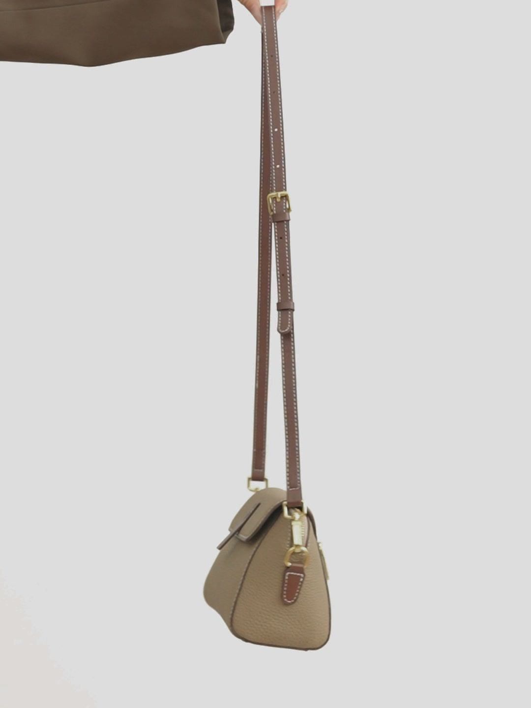 VANDEE 2026新款真皮女包体验：小众高级感，值不值299元？