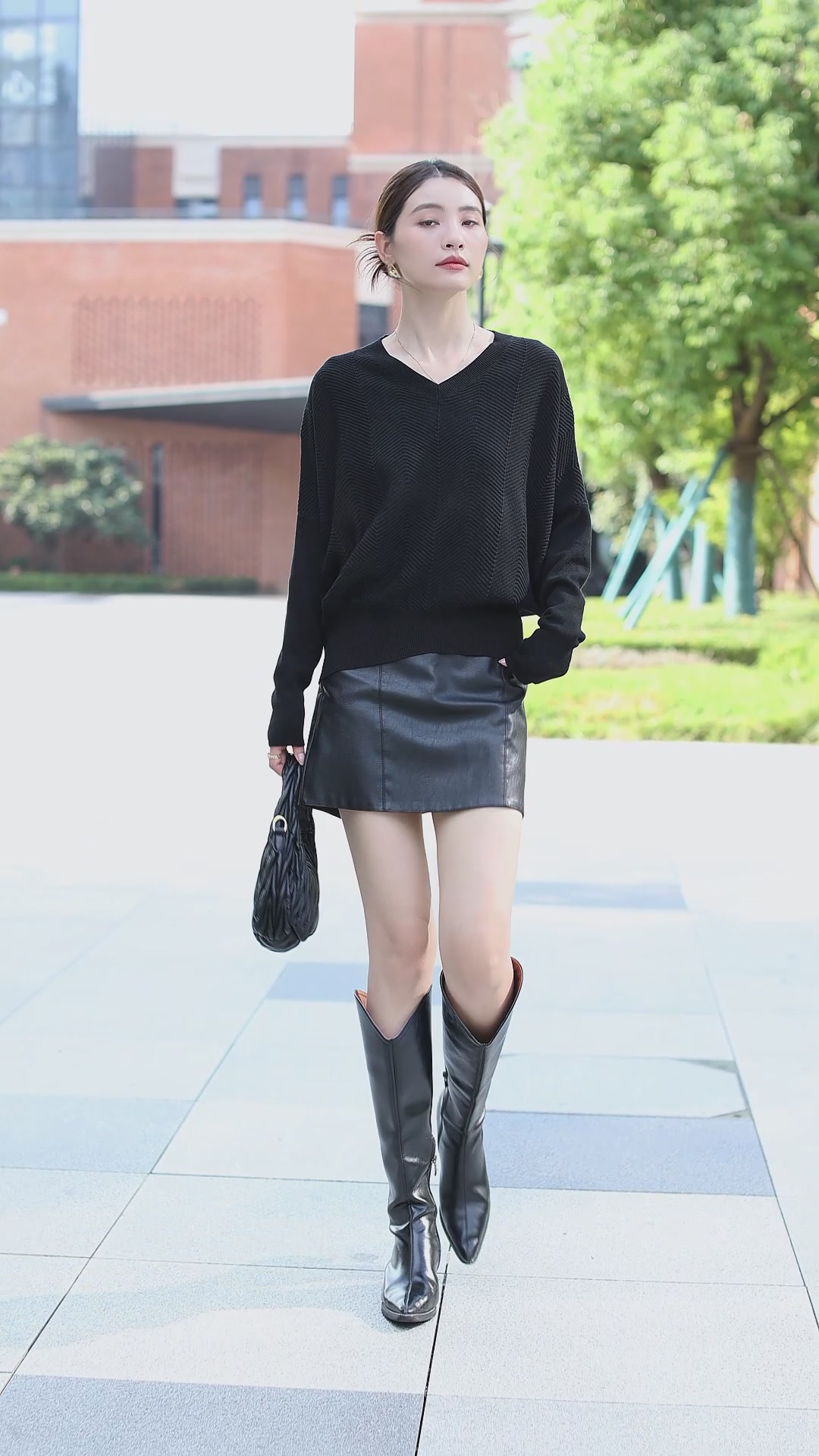 秋冬慵懒风穿搭 | 这件V领毛衣让我秒变温柔小姐姐💕