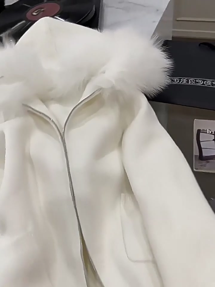 温柔白色连帽针织外套，韩系慵懒风开衫，这个冬天我太爱了！