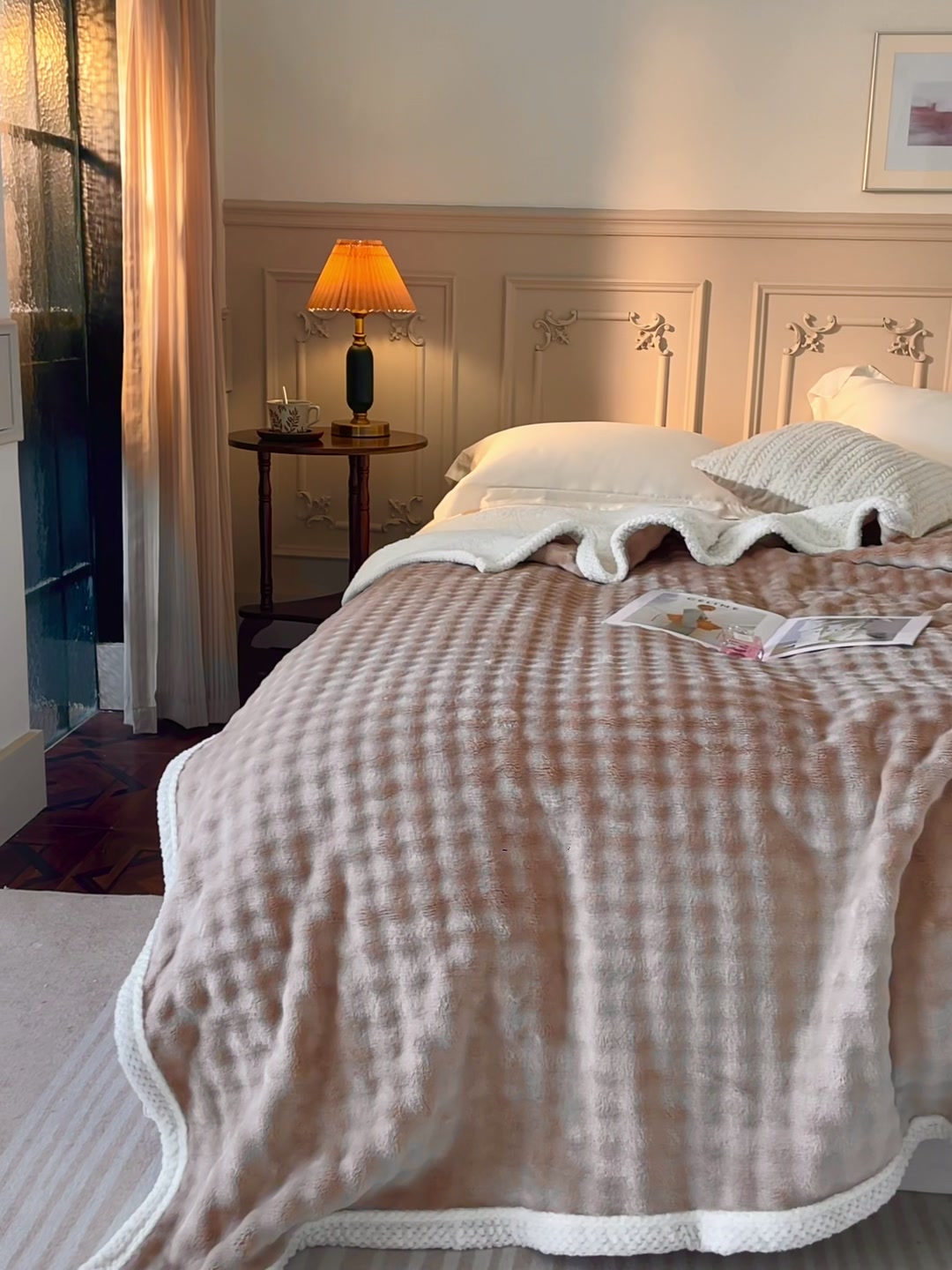 艾桐牛奶绒泡泡毯：499元买来的冬日温柔，值吗？