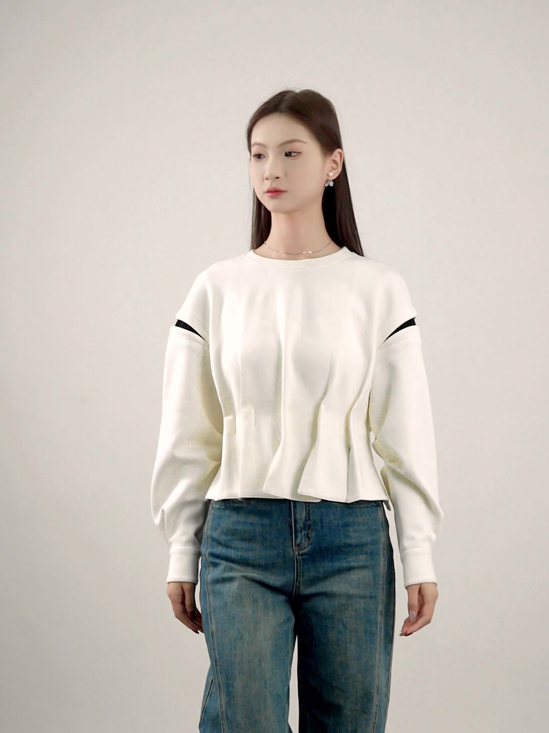 这件卫衣让我秒回18岁！MeetMetro解构设计感减龄卫衣无帽上衣体验报告