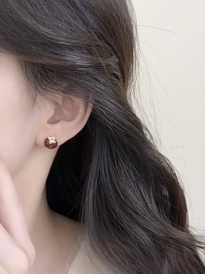 2026爆款耳钉！BAZAAR红色柿柿如意耳钉，戴上它我直接变锦鲤！