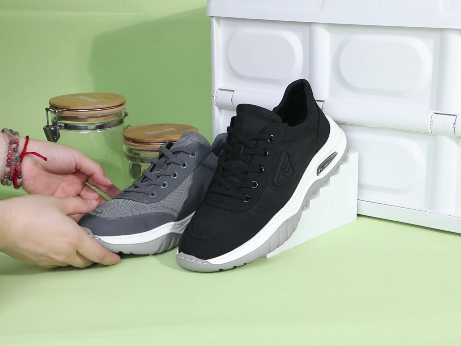 穿上这双鞋，我差点以为自己能跑赢时间！沙驰Sport透气网面拼接男休闲鞋体验报告