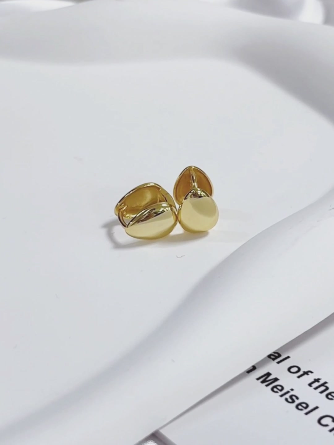 DTOTO 925银水滴形耳环：小众设计的高级感，值不值这个价？