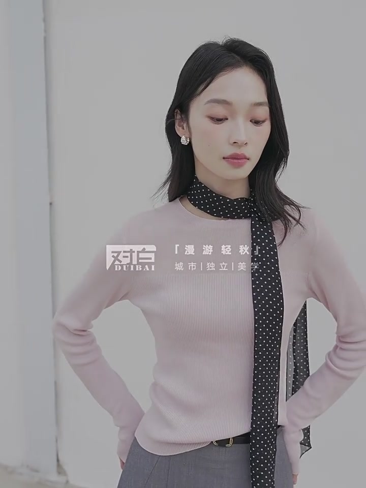 对白这款针织打底衫，穿上真的像没穿一样吗？