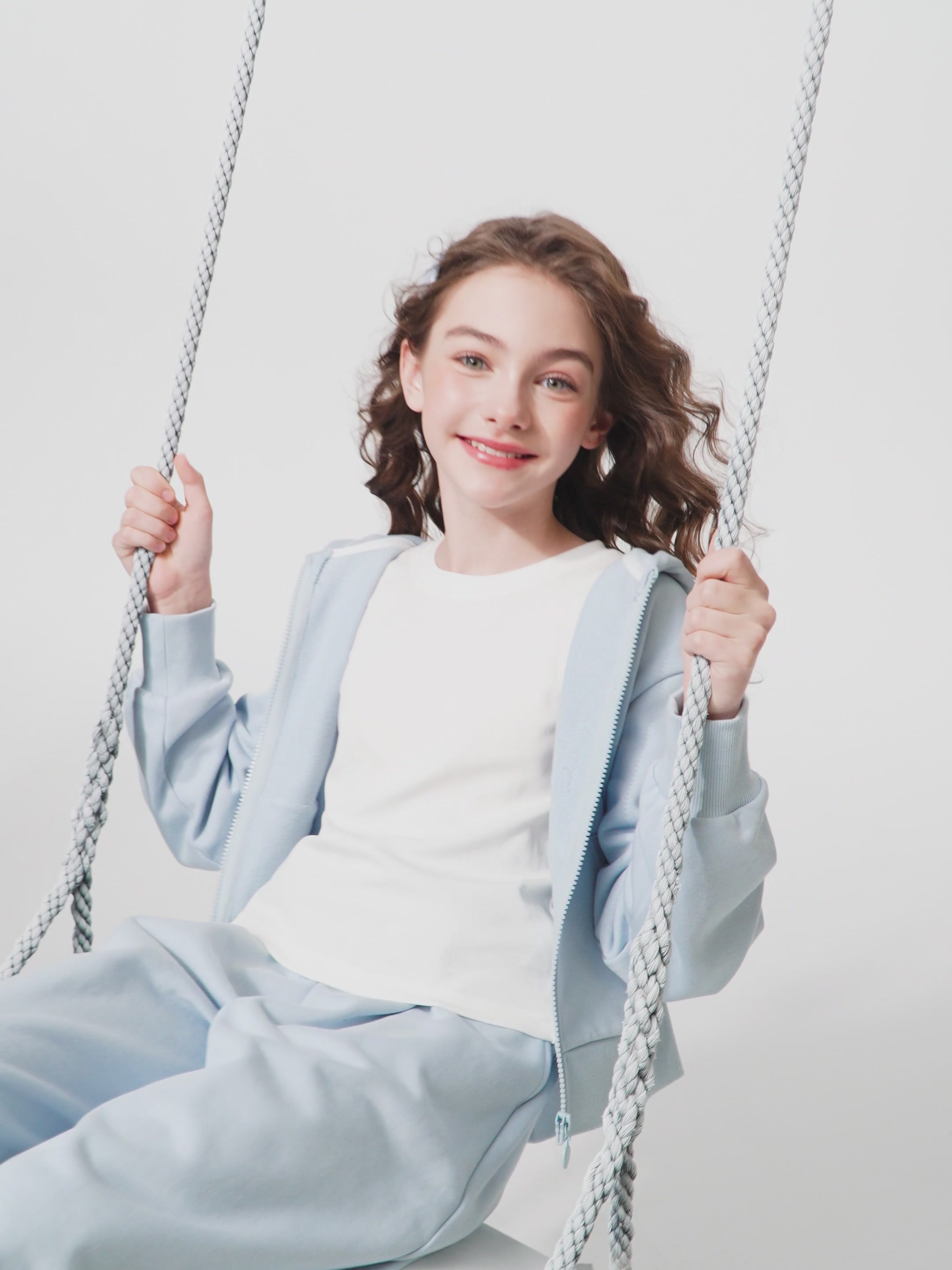 巴布豆BOBDOG 2026新款女童套装：时髦洋气，但价格有点小贵？