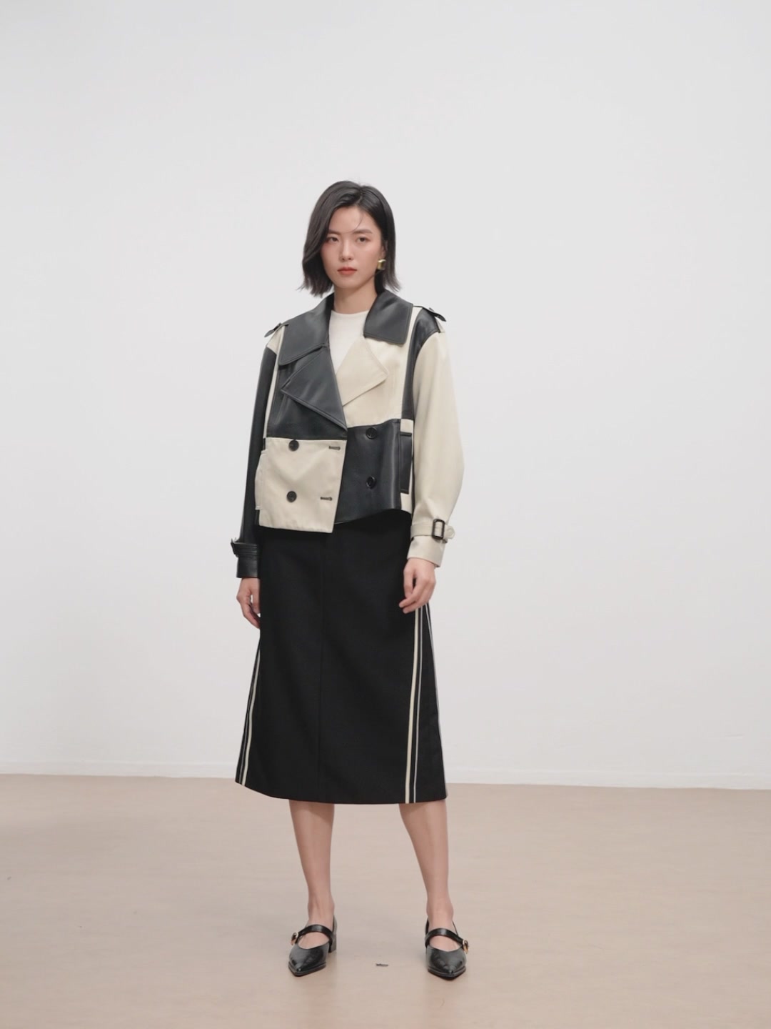 佧茜文拼接外套：设计感拉满，但细节控慎入？