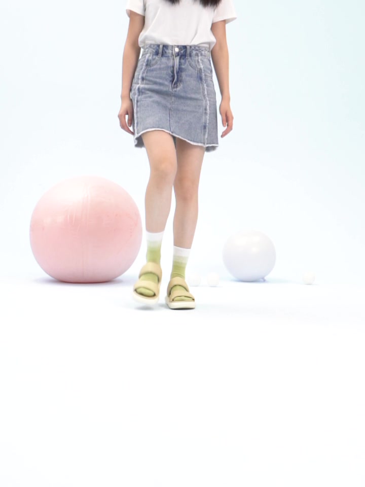 康奈KANGNAI女士一字拖鞋：舒适百搭，但价格让我犹豫了！