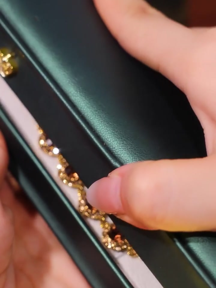 复古控必入！这条项链让我秒变氛围感美人✨