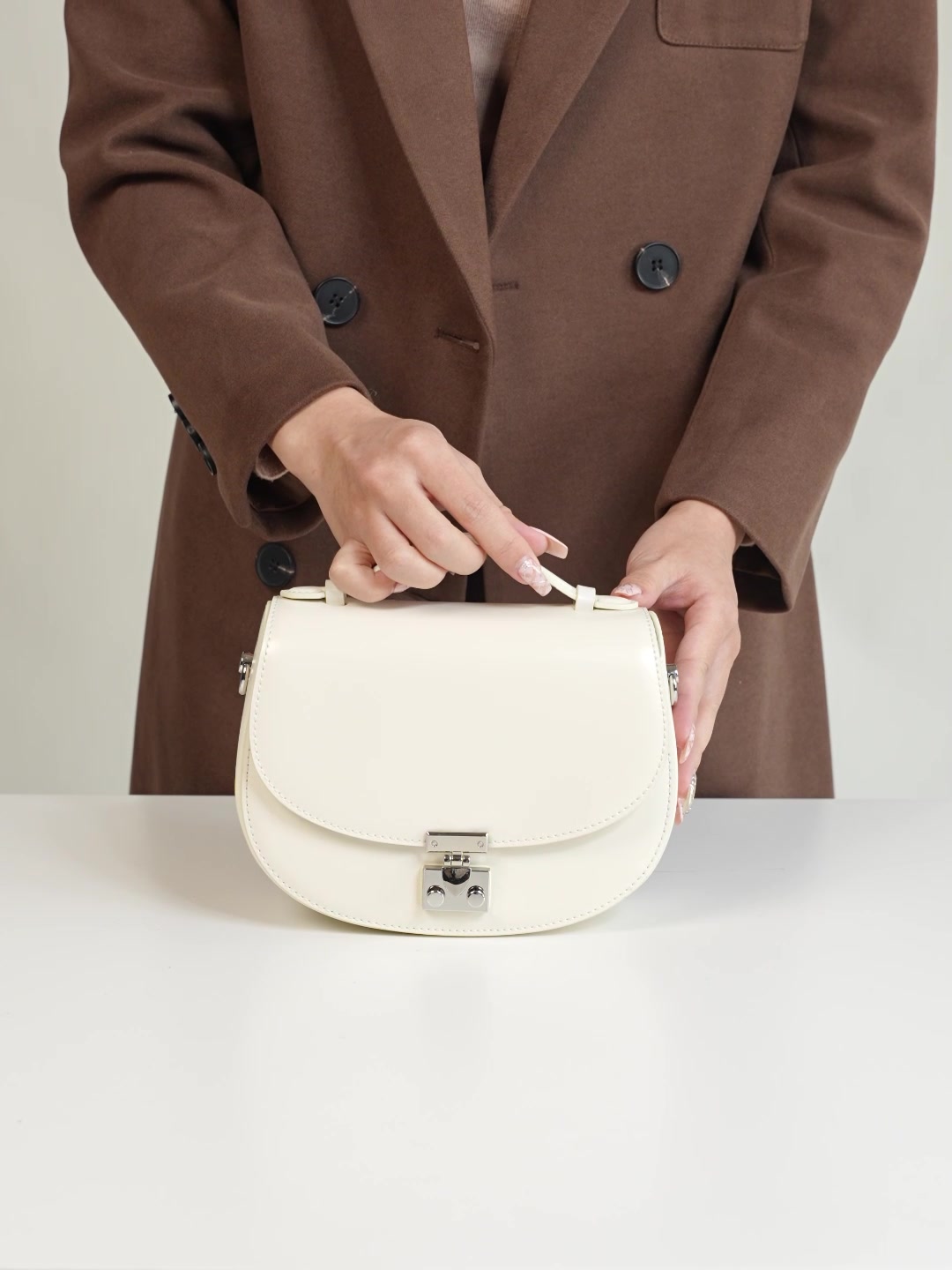 299块买了个马鞍包，背上它我直接变身西部牛仔！