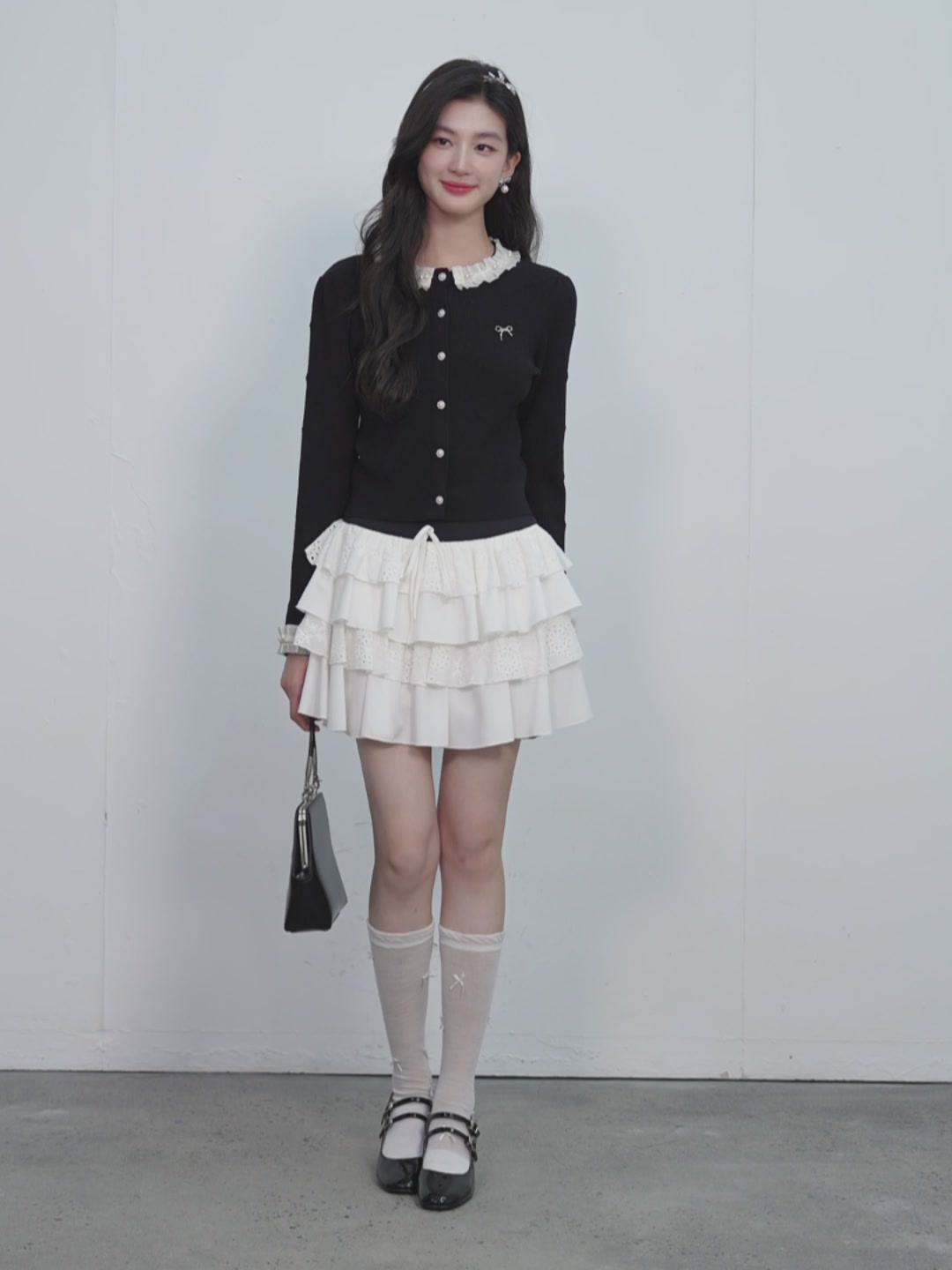 秋水伊人撞色上衣，优雅与知性的完美结合！