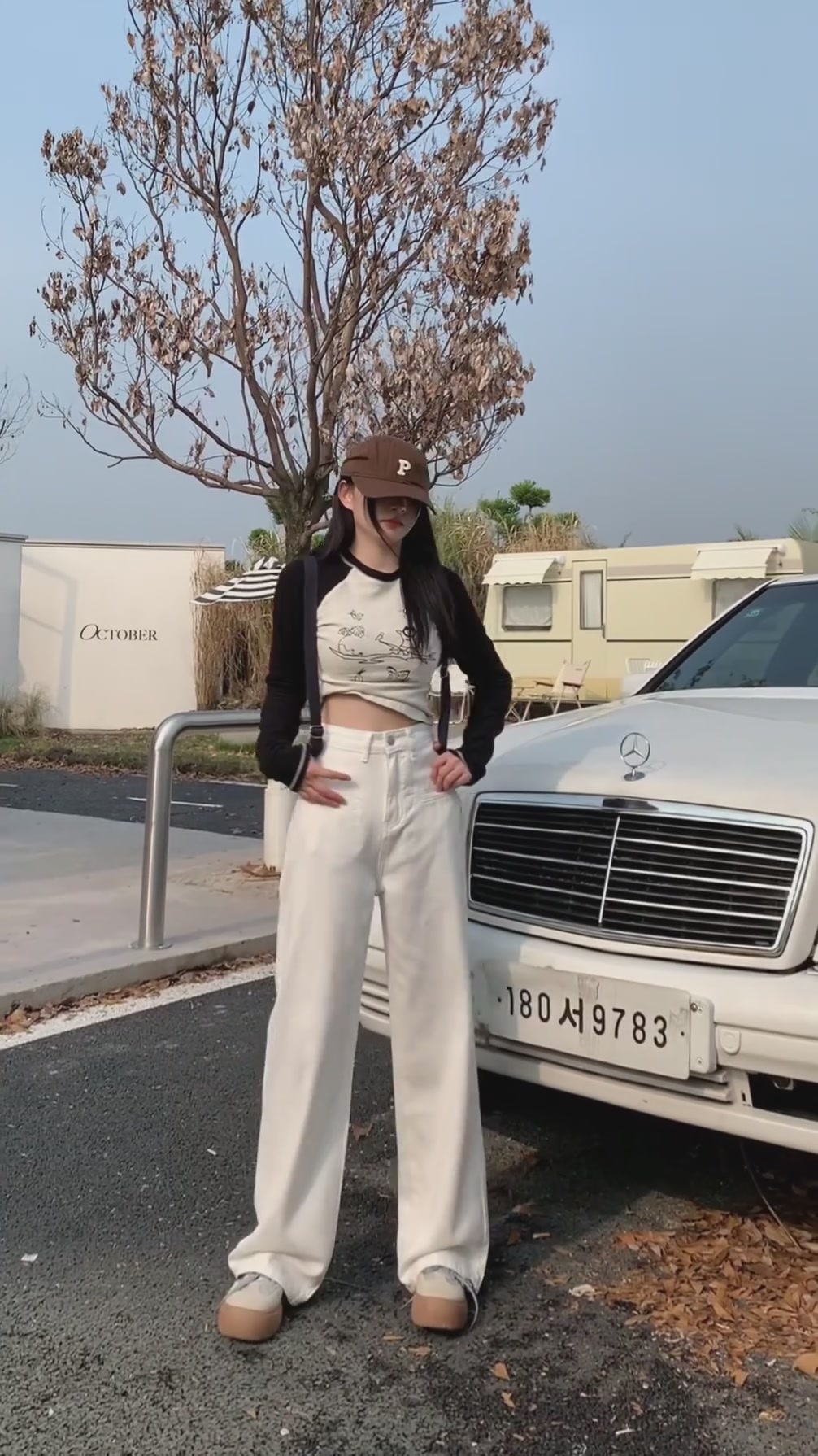 K家白色牛仔裤，口袋拼接设计感拉满！