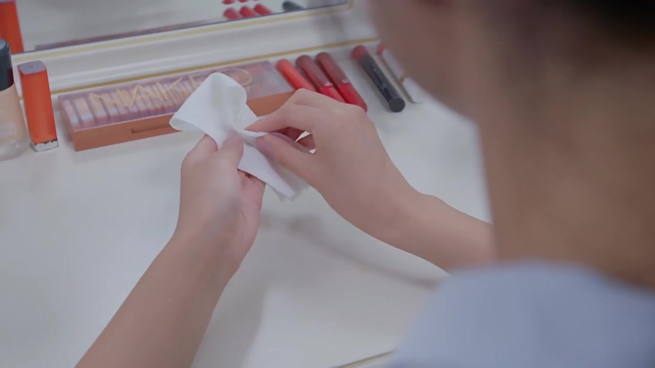 哎小巾：16抽婴儿洗脸巾，敏感肌的温柔救赎