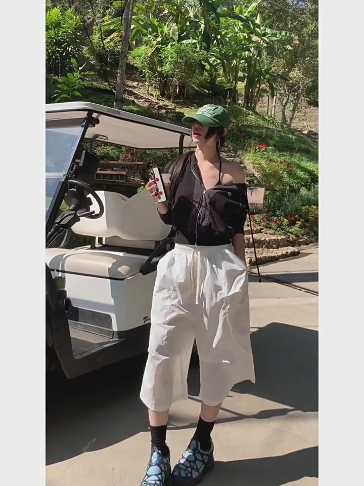 Uroh Benimeria工装七分裤：一条让我在夏秋之交找到自由感的裤子