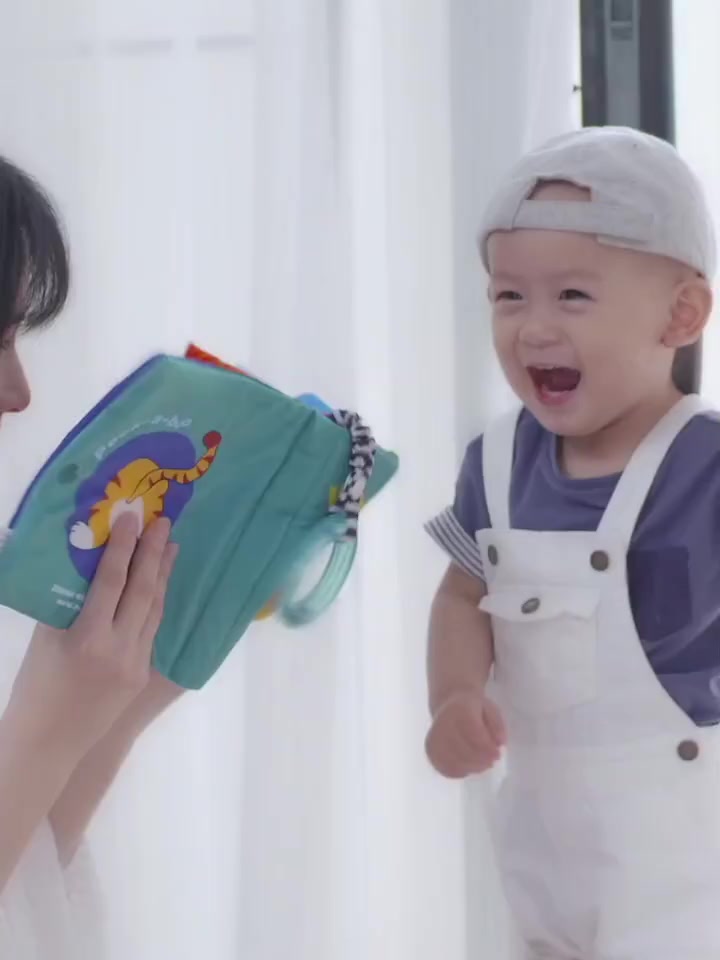 林老师早教布书测评｜宝宝的第一本撕不烂立体书🚗