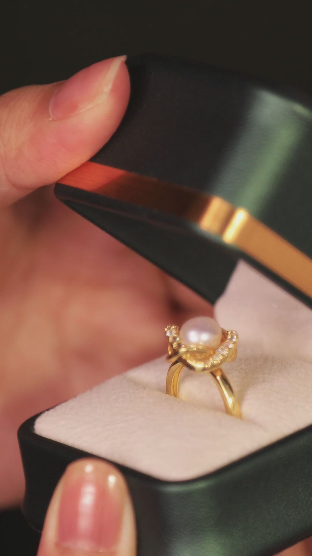 120块买来的珍珠戒指，值不值？顽石记【芙蓉临露】开箱体验