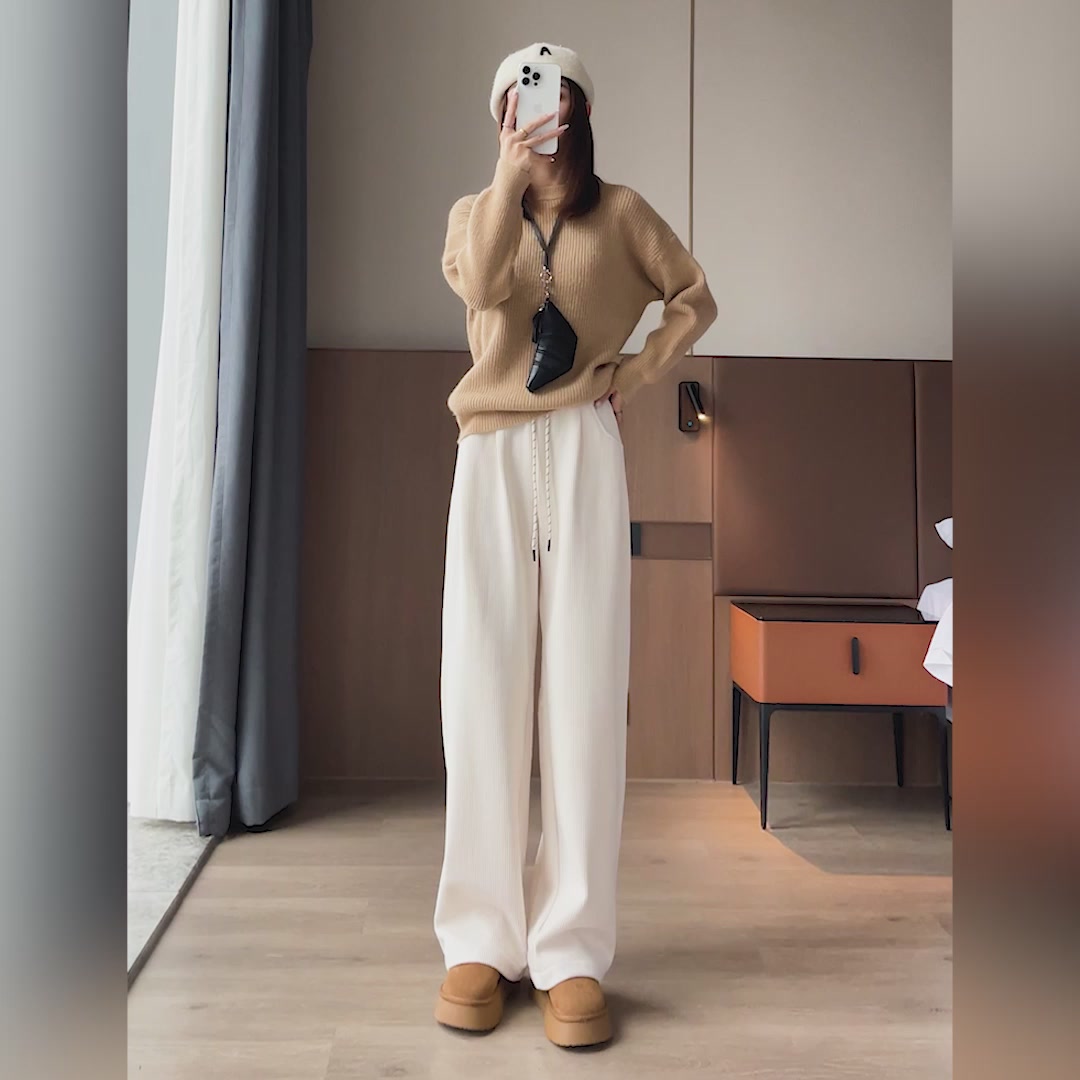 敏芮加绒阔腿裤：2025新款爆款，宽松休闲裤的冬日魔法