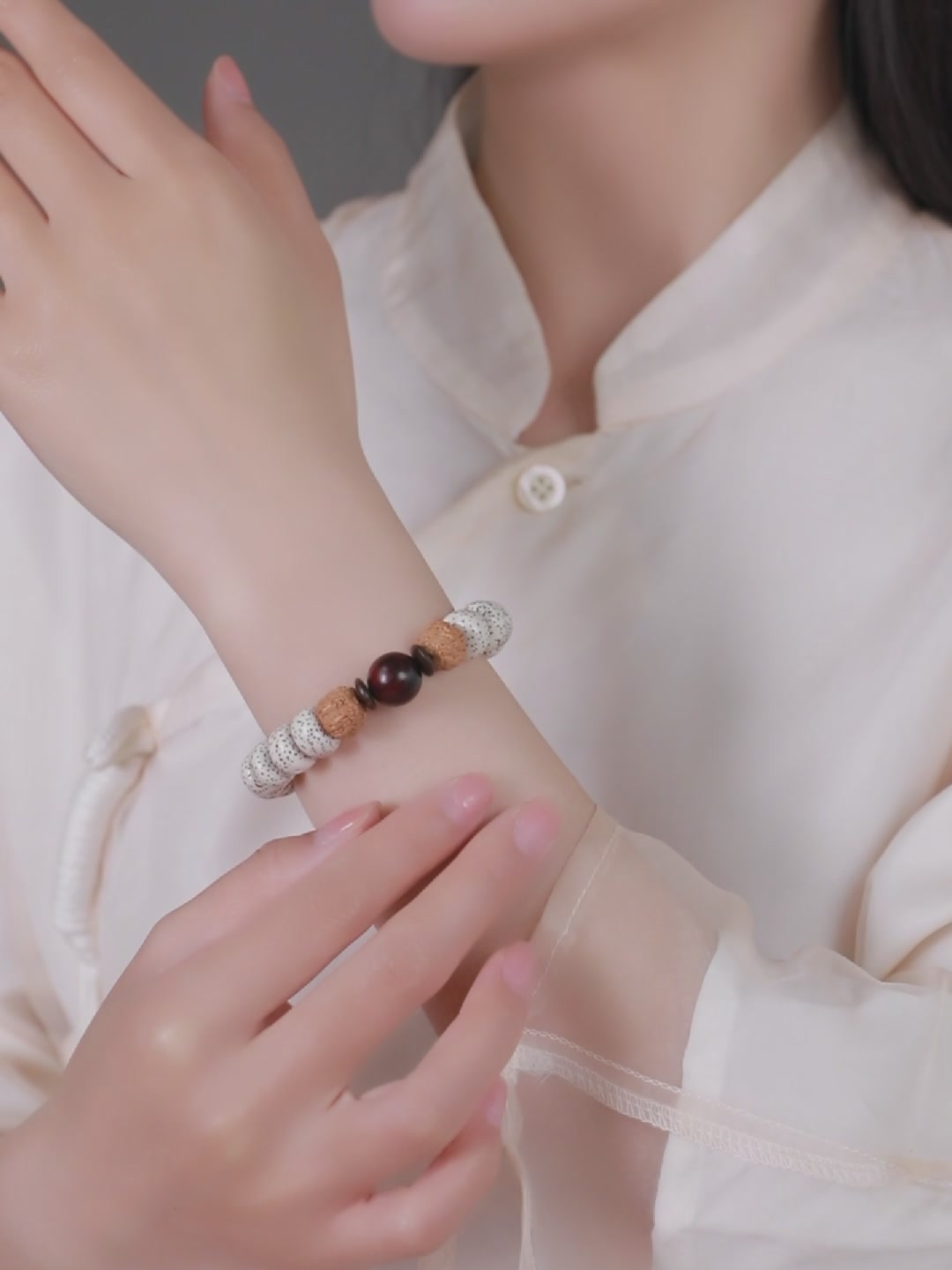 星月菩提手串体验：一场与时间对话的冒险