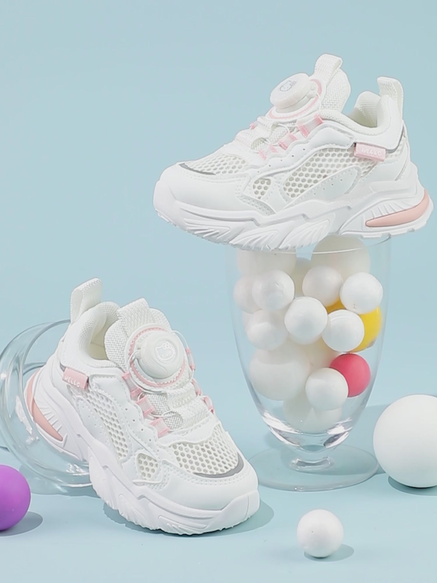 凯蒂猫HELLO KITTY 童鞋：厚底旋转扣，轻便又时髦的夏日小确幸