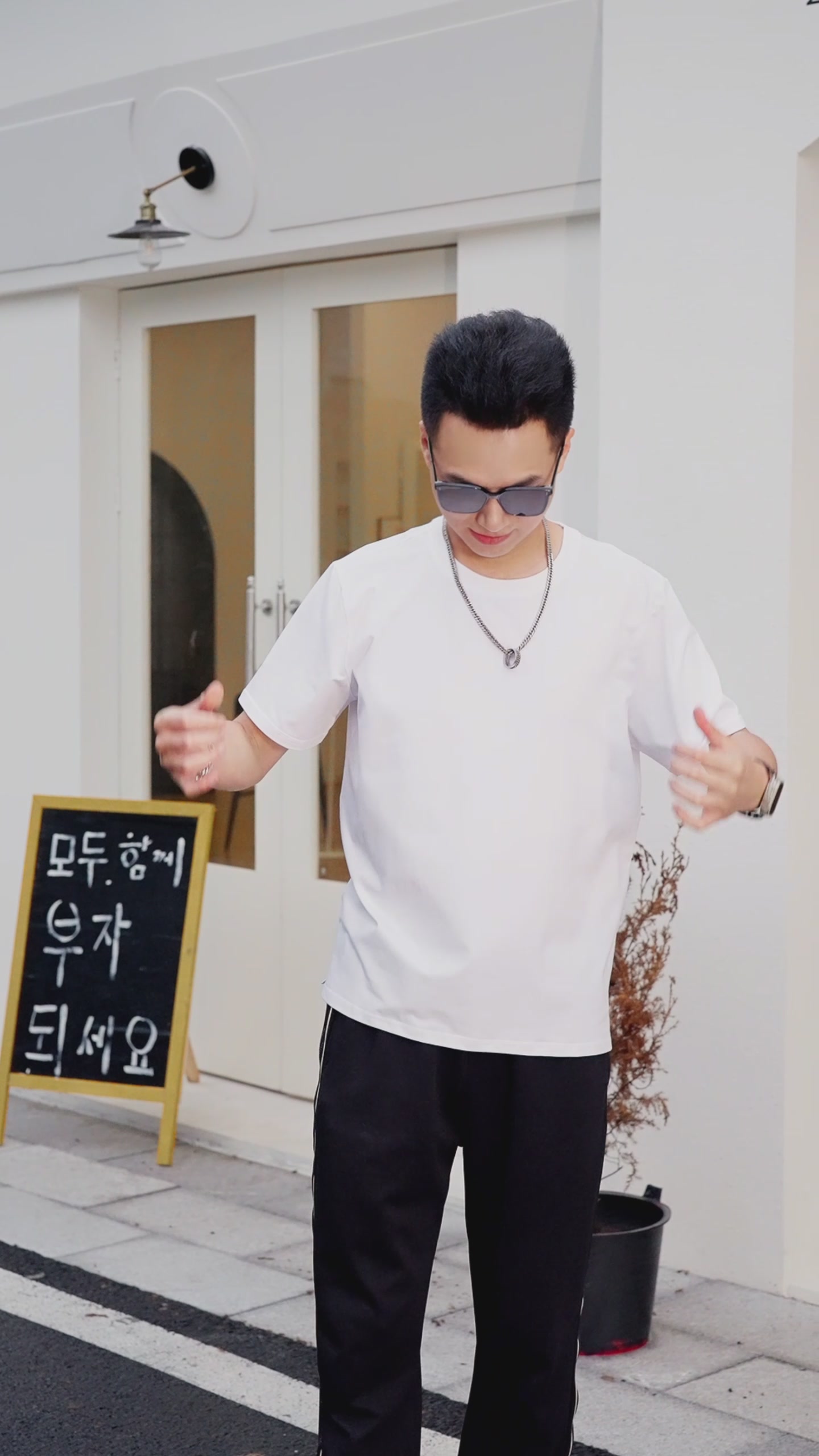 男生夏天必备！这件T恤居然能抑菌凉感，穿起来超舒服！