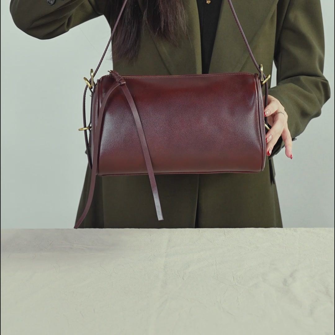 2026春夏新款VANDEE植鞣皮枕头包，大容量真皮托特包，¥339入手值哭了！