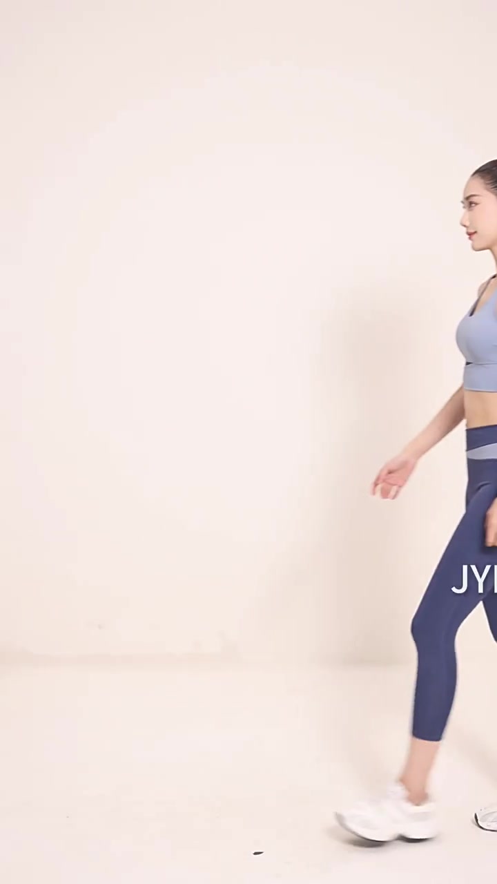 穿上它，我成了健身房里的“腰精”本精！梦寰Dreamatlas瑜伽服二件套实测