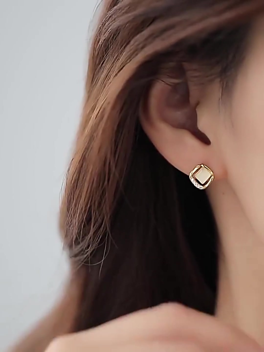 2026新款BAZAAR方块耳钉，轻奢感拉满，气质这块拿捏得死死的！