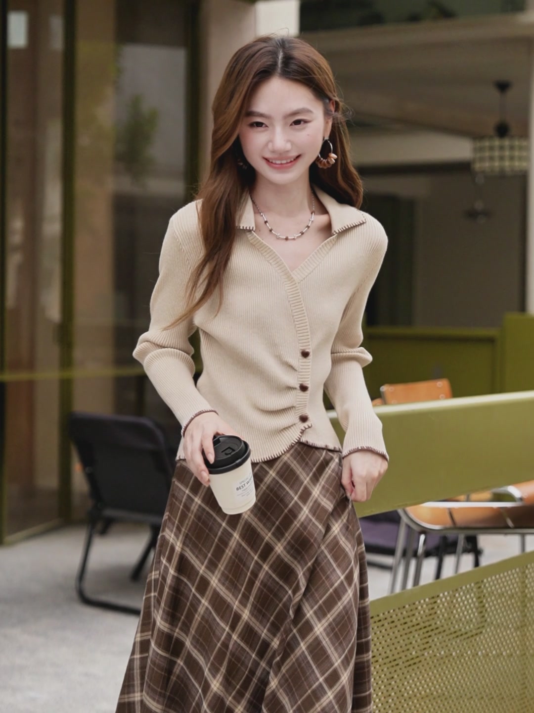 花819买件针织衫，我是不是疯了？香影复古V领针织衫深度体验